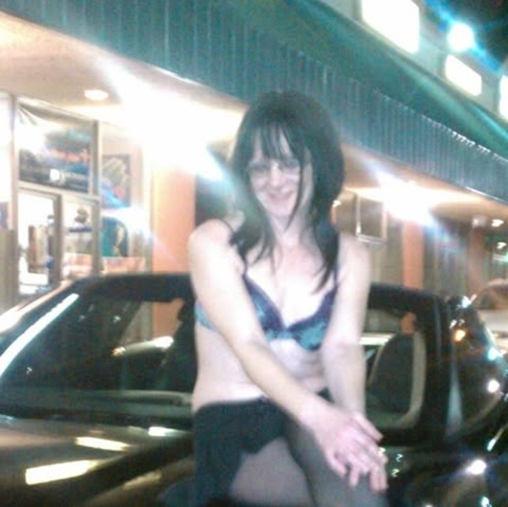 Meet your Posher, Nikki